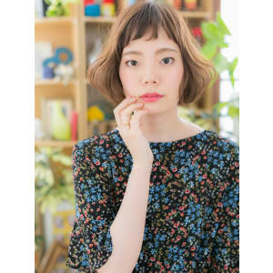 Aラインがキュート☆くせ毛風小顔ボブ