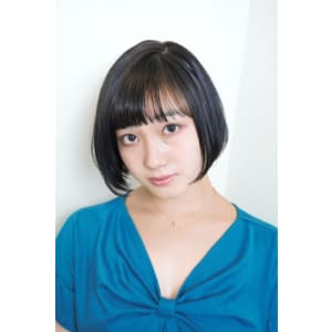 ナチュラルショートボブ