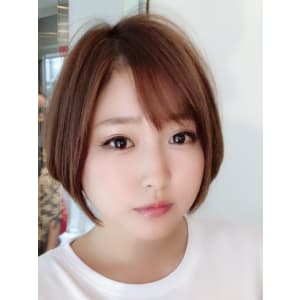 大人女子の魅力が詰まったおしゃれ感度高めのドキッとミニボブ☆