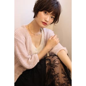 小顔ひし形シルエット愛されショートボブ