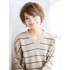 外はねカジュアルショートボブ