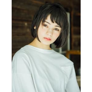 フェミニンボブ