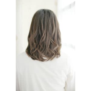 20代・30代・40代 やわツヤ・パーマスタイル - TRAN9UIL safric【トランクイル サフリック】掲載中