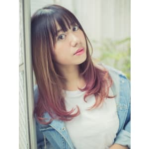 流行りの個性的グラデーションカラー