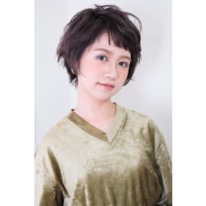 眉上バング×ショート