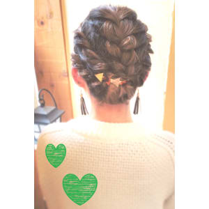 【お呼ばれ☆ヘアアレンジ】編み込みまとめ