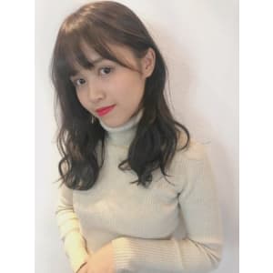 小顔に見える顔周りレイヤーミディアム - SOUVENIR【スーベニア】掲載中