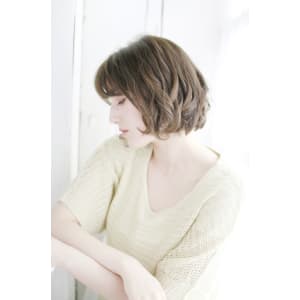 20代・30代・40代　外国人風レトロロマンボブ