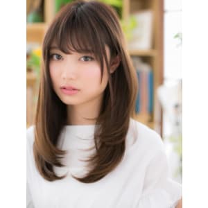 シャギーでグラマラス！外国人風こなれロング