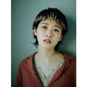 個性派ウルフ