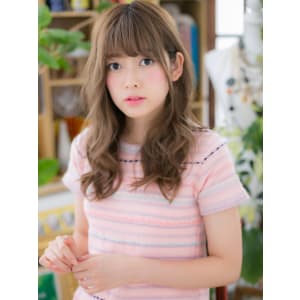斜めバングでモテ系♪くせ毛風ウェーブ
