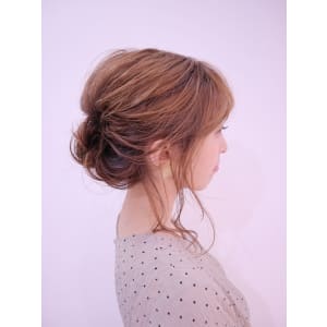 ヘアアレンジ×二次会ヘアセット
