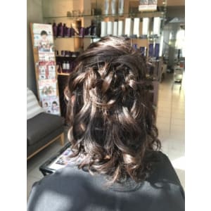 お呼ばれルーズアレンジ
