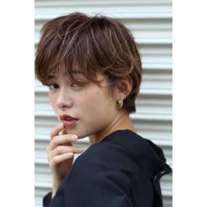 艶っぽい大人のマッシュショート
