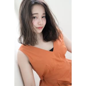 【Luana/難波】外ハネエアリーロブ 