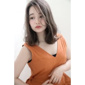 【Luana/難波】外ハネエアリーロブ 