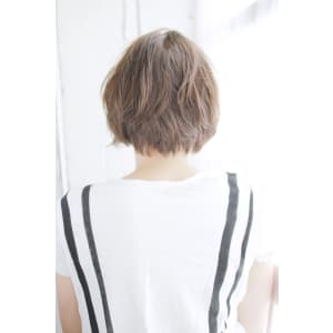 20代・30代・40代　ニュアンスやわショート