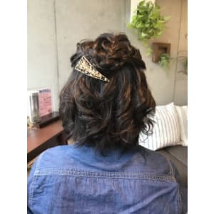 編み込みアレンジ