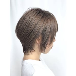 視線釘付け！美シルエットな愛されショート☆