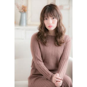 クールセクシーな脱力ミディ