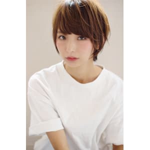 カジュアルフェミニンショート