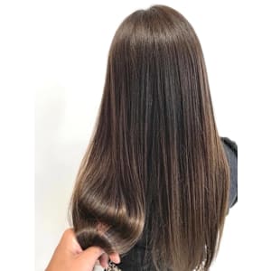 振り替えずにはいられないツヤツヤロング