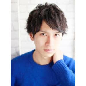 動きのあるメンズパーマスタイル