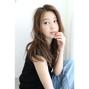 大人ゆるふわ愛されパーマ