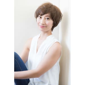 くせ毛風パーマラフスタイル - VITAMIN【ビタミン】掲載中