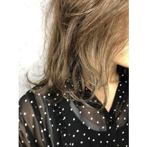 ラベンダーグレージュ