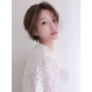 スッキリ耳掛けショートボブ☆