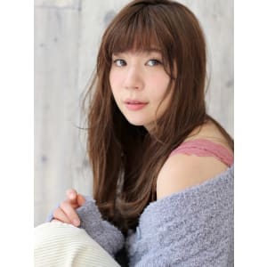 「磯野真由美」小顔レイヤー スタイル×ビターベージュ