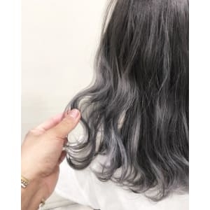 グレージュ