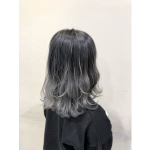 グレー・グラデーション
