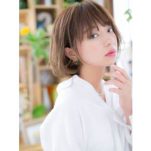 くせ毛風カール×斜めバングのガーリーボブ - COVER HAIR bliss 戸田公園西口店【カバーヘアブリス トダコウエンニシグチテン】掲載中