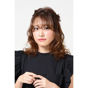 華やかロープ編みダウンスタイル - HAIR & MAKE EARTH 武蔵境店【ヘアメイクアース ムサシサカイテン】掲載中