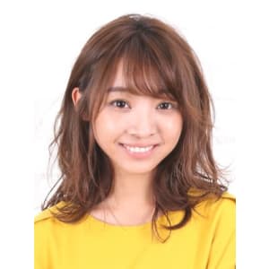 小顔効果抜群の斜めバングミディ - HAIR & MAKE EARTH センター南店【ヘアメイクアース センターミナミテン】掲載中