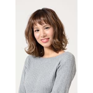 外国人風くびれミディ - HAIR & MAKE EARTH 浜北店【ヘアメイクアース ハマキタテン】掲載中