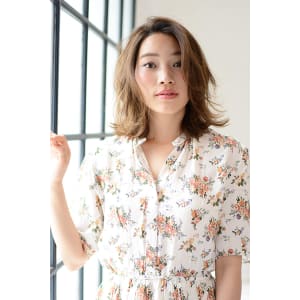 モード感を引き出すこなれストレート - EARTH/A 高知潮江店【アース オーセンティック コウチウシオエテン】掲載中