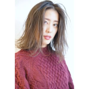 大人可愛い外ハネスタイル