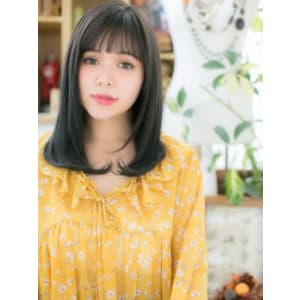 黒髪が大人かわいい…愛されワンカール　モテロング