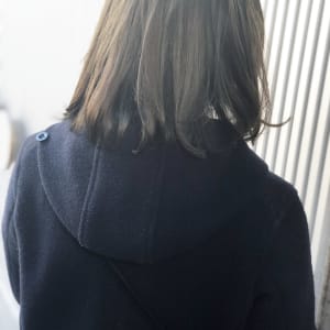 跳ねてもOK！グレージュミディ！