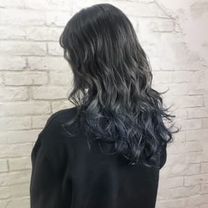 ブルーグラデーション　池袋　HARUKA