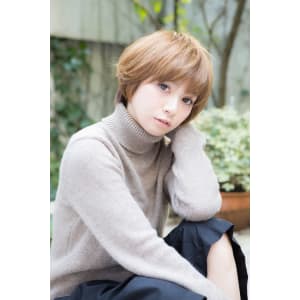 大人かわいい小顔ショート