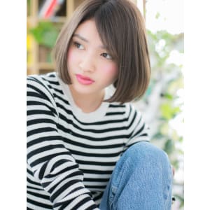 大人クラシカル…小顔前下がりボブ