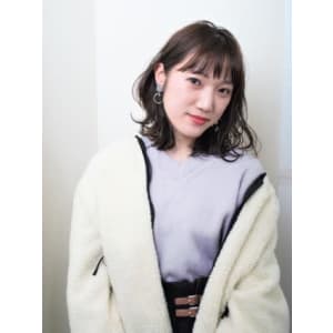 ナチュラル外ハネミディアム