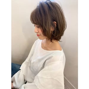 【添田】大人かわいいボブイルミナカラーヘルシーレイヤーひし形