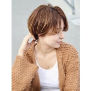 大人かわいいセンターパート