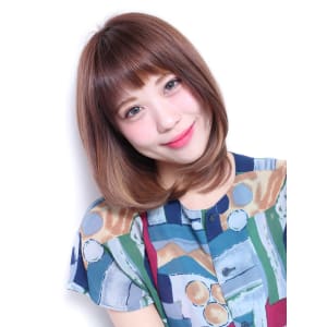 セミディ　インナーカラー　ふわミディ　個性的