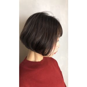 ミニマムボブ 大人可愛い ジグザグバンク 前下がり